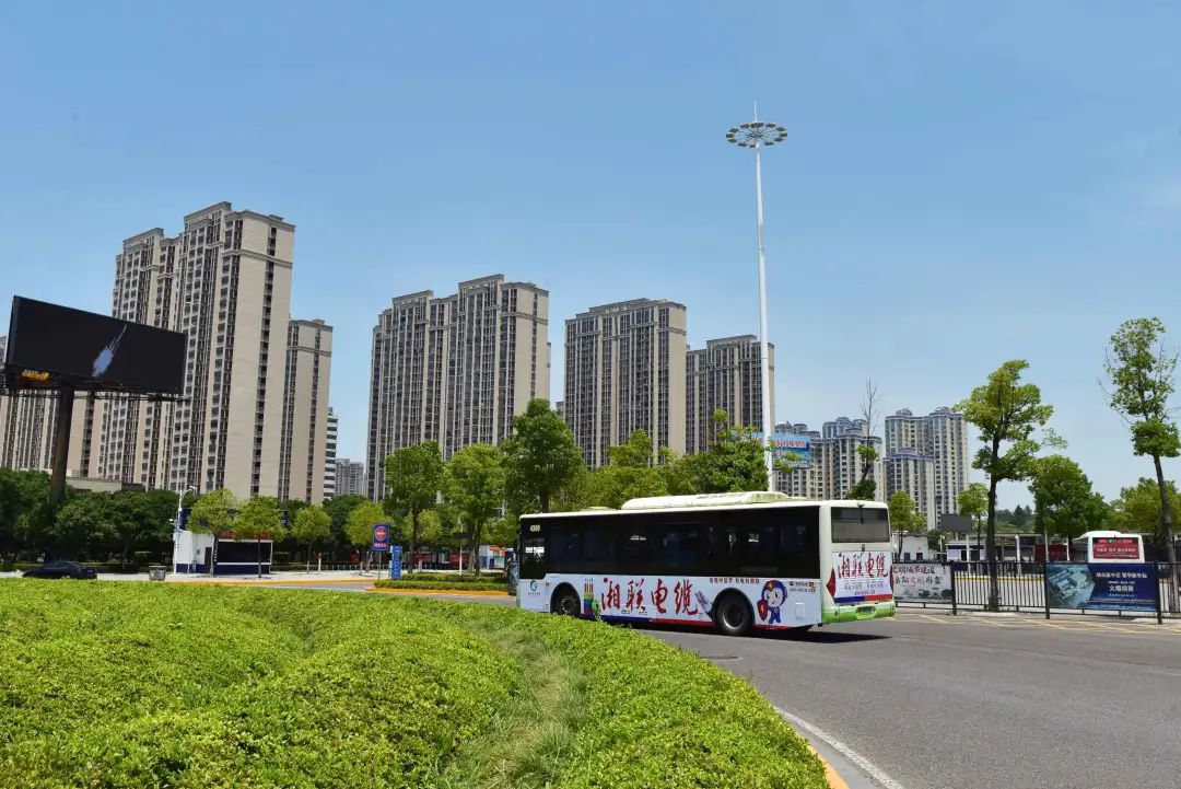 品牌煥新，夏日啟航 岳陽(yáng)登場(chǎng)，未來(lái)可期 #安全用電你我湘聯(lián)
